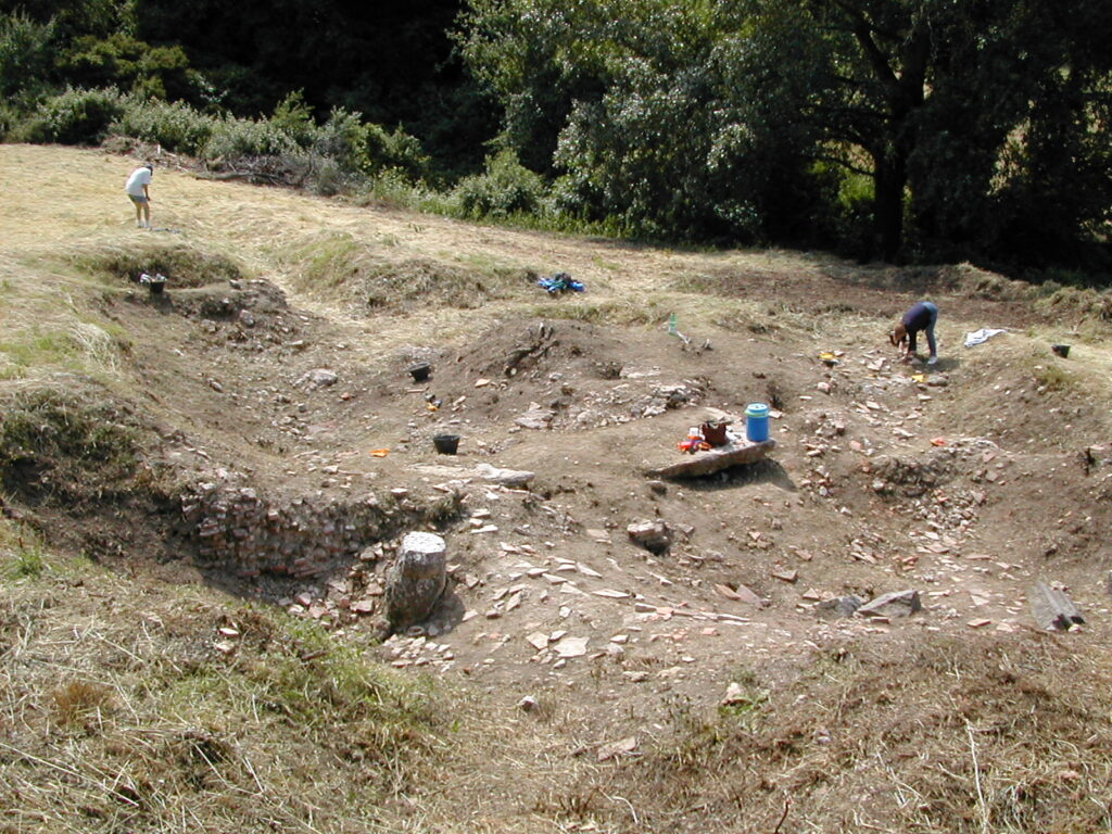 Clearing the baths in 2005 before excavations