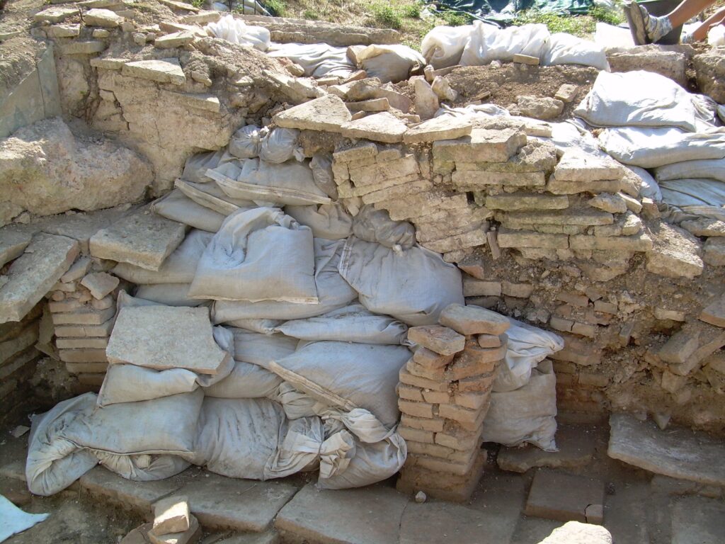 2007 - Fig 24 - double hypocaust