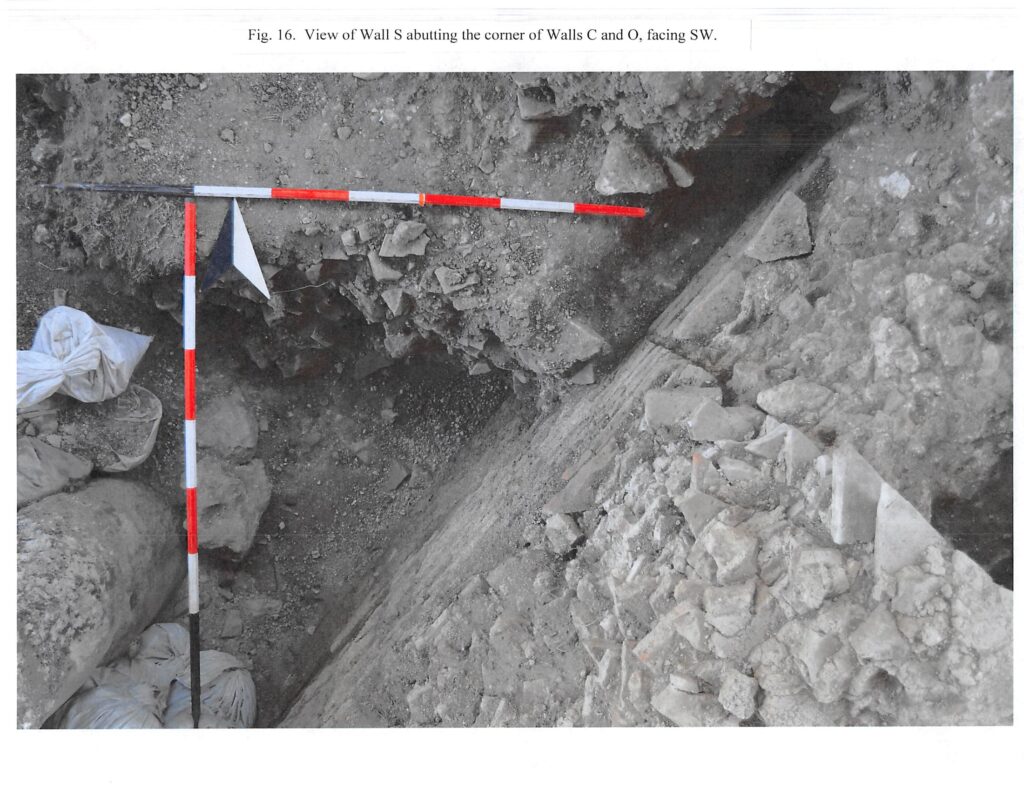2013 - Fig 16 - View of Wall S at the Corner of Walls C and O