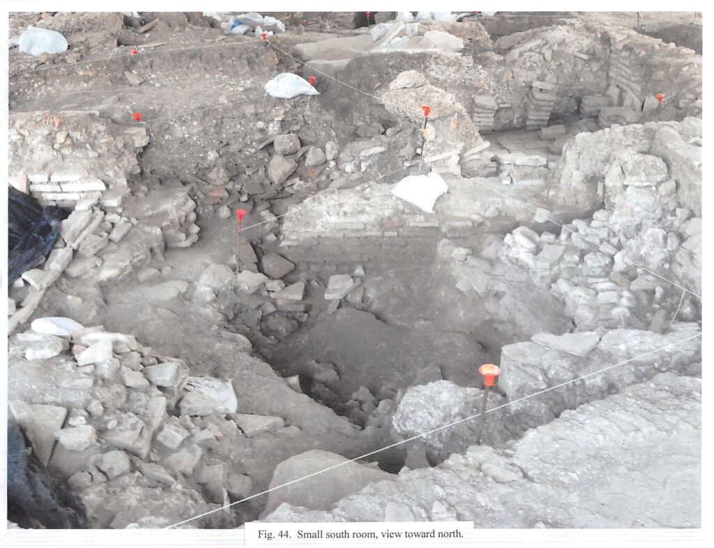 2013 - Fig 44 - Small South Room, View to North