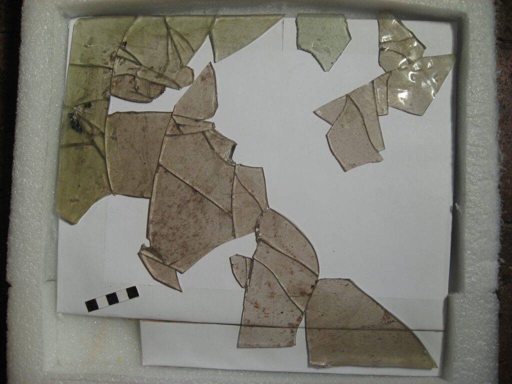2008 - Fig 11 - Glass Window