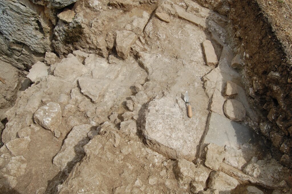 2010 - Fig 35 - Surface